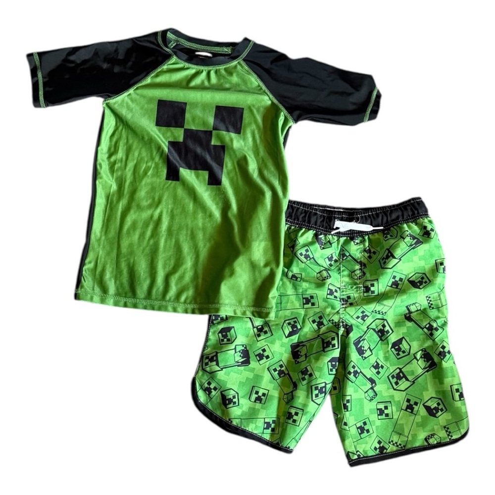 Minecraft Boys Swim Set Size M Rash Guard & Trunks
